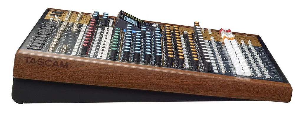 Tascam - Model 16 – 4. kép