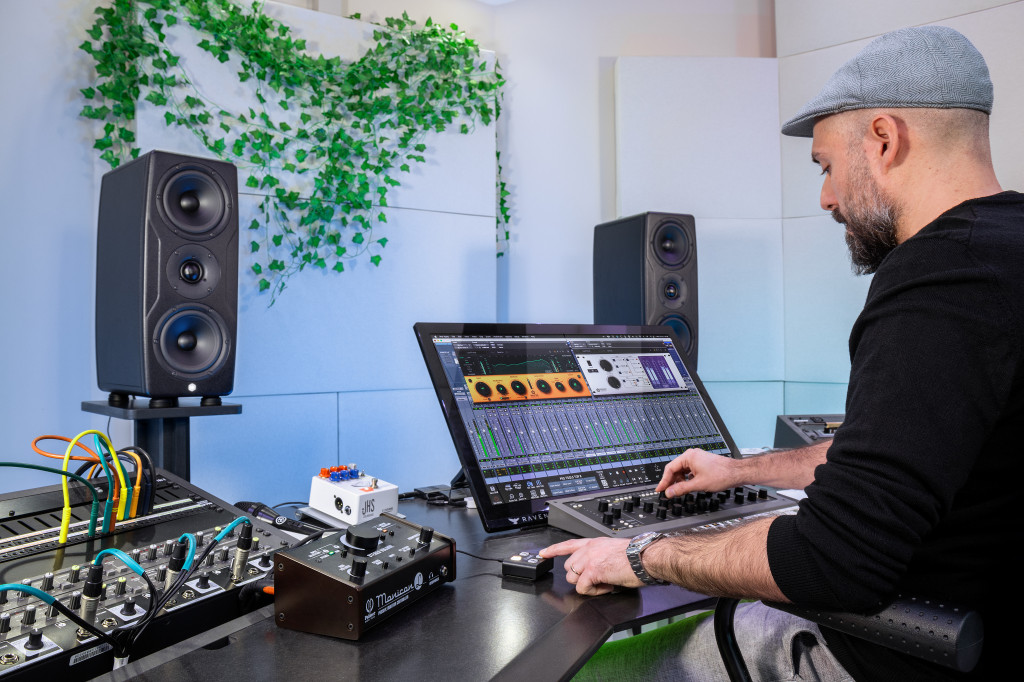 IK Multimedia - iLoud Precision MTM MKII – 6. kép