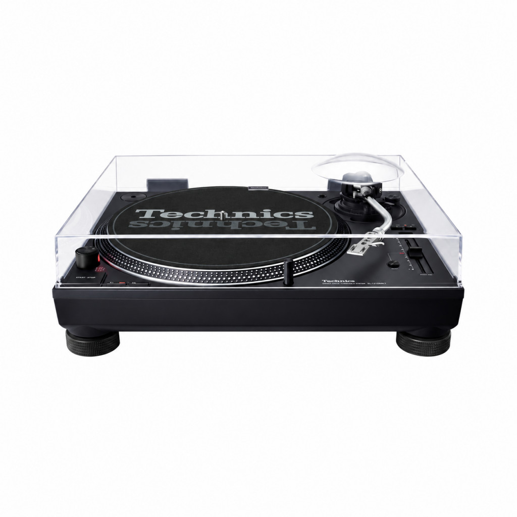 Technics SL-1210MKX lemezjátszó elölnézetből, átlátszó porvédő fedéllel és rezgéscsillapító lábakkal